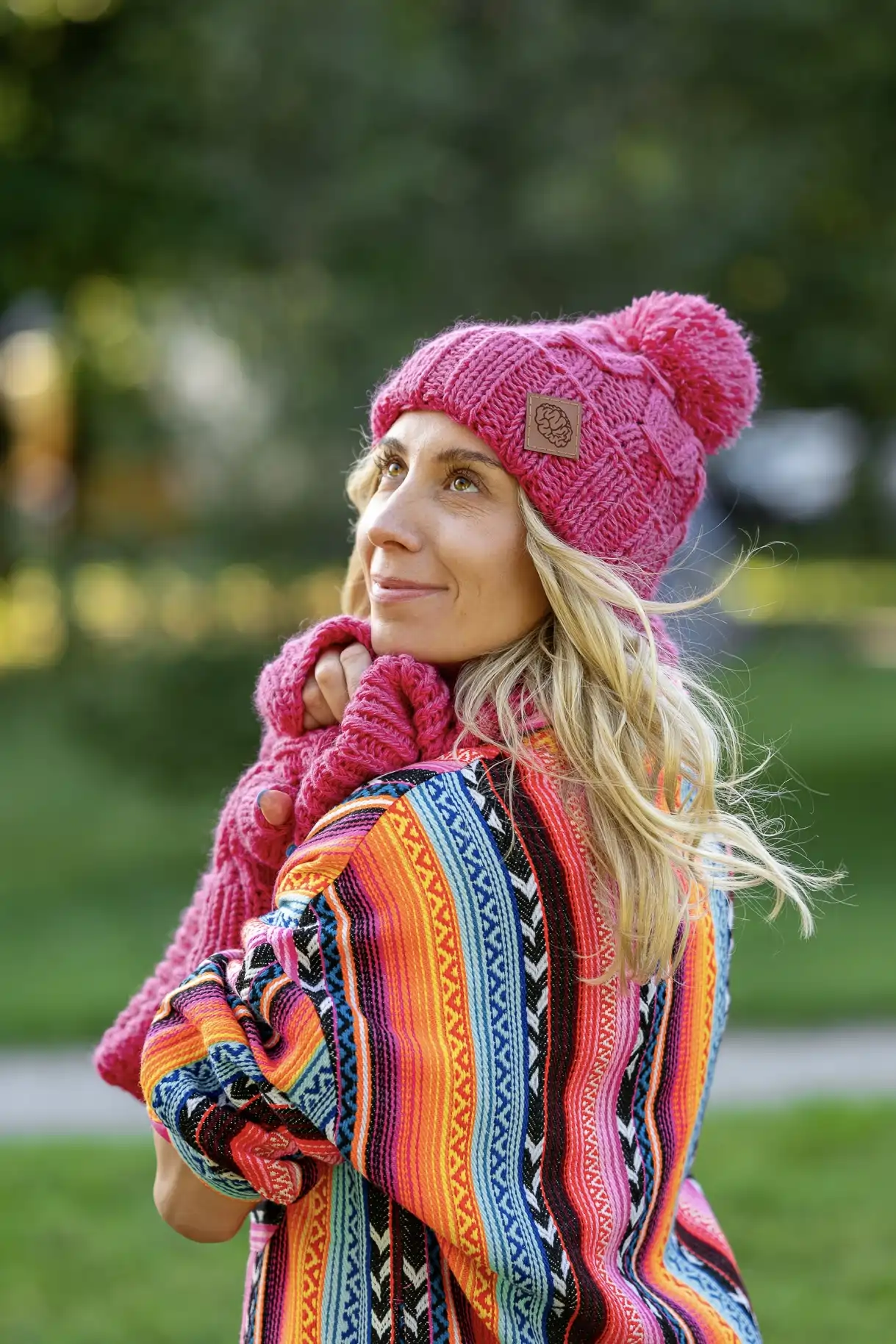 Czapka MERINO 67% Euforia "Malina" 30 mitenki z jedwabną domieszką