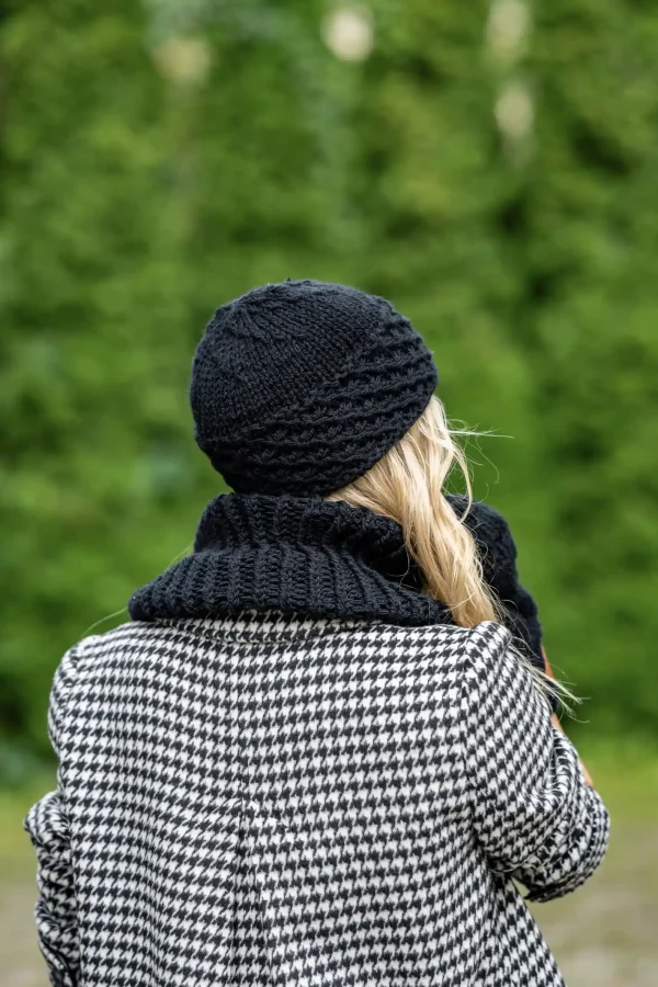 prosta czapka handmade z merino