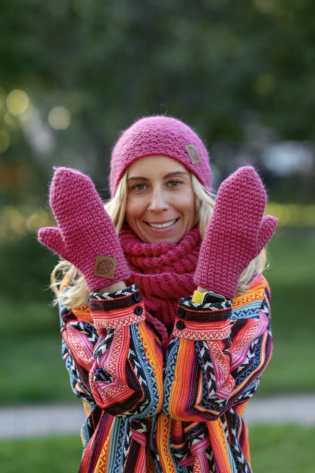 Czapka MERINO 67% "Malina" EXPLORER 42 rękawiczki premium z merino
